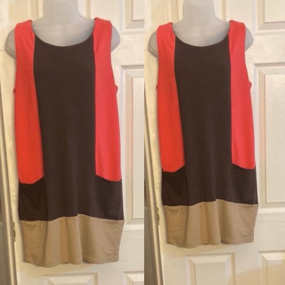 Color Block Dress - Picture 1 of 7
